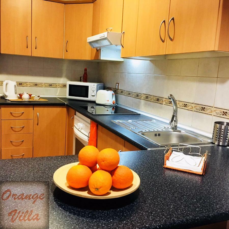 Orange *
